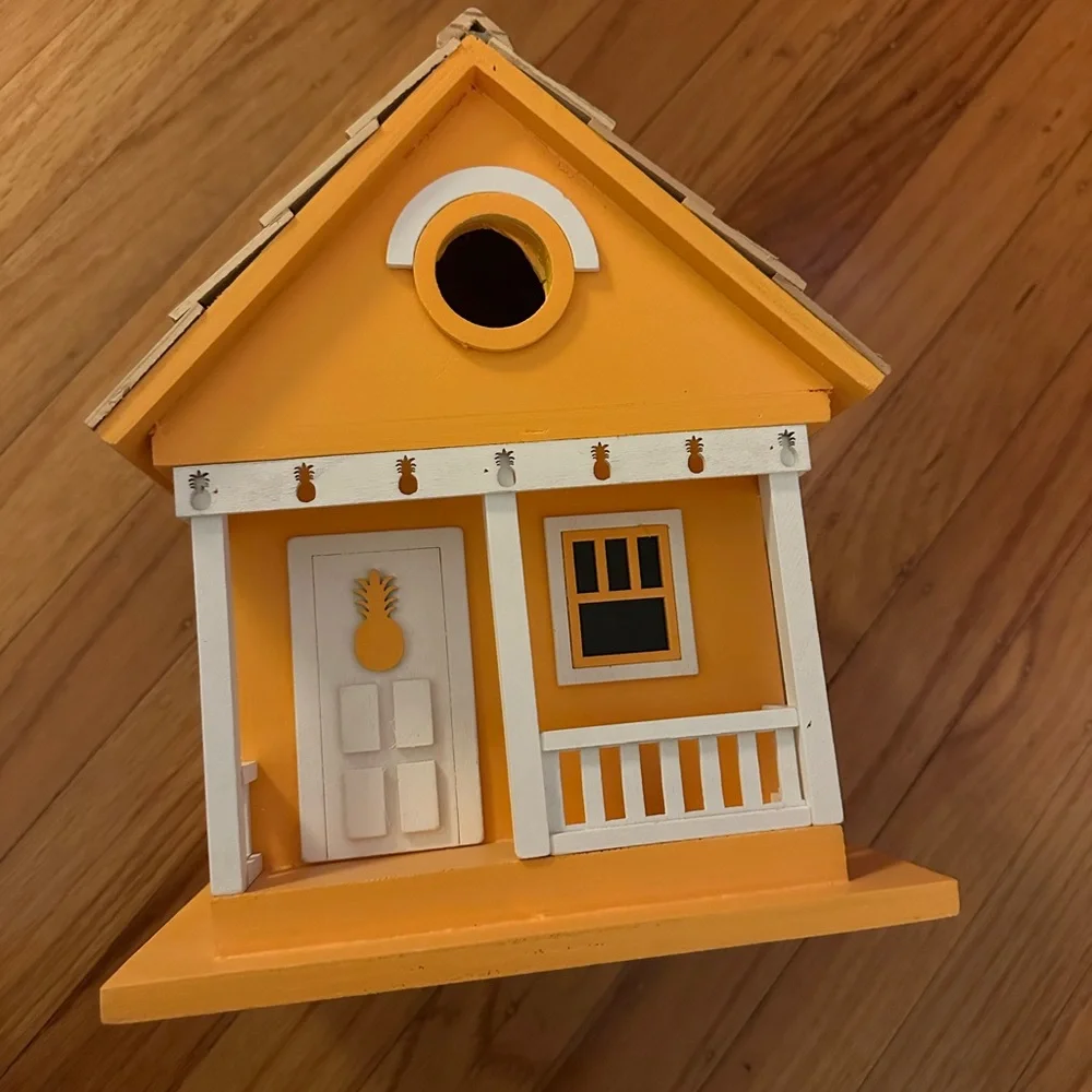 Yellow birdhouse - brand new